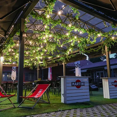 호텔 Hotel Palanga Camping 3*