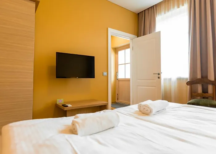 Hotel Palanga Camping מלון 3*