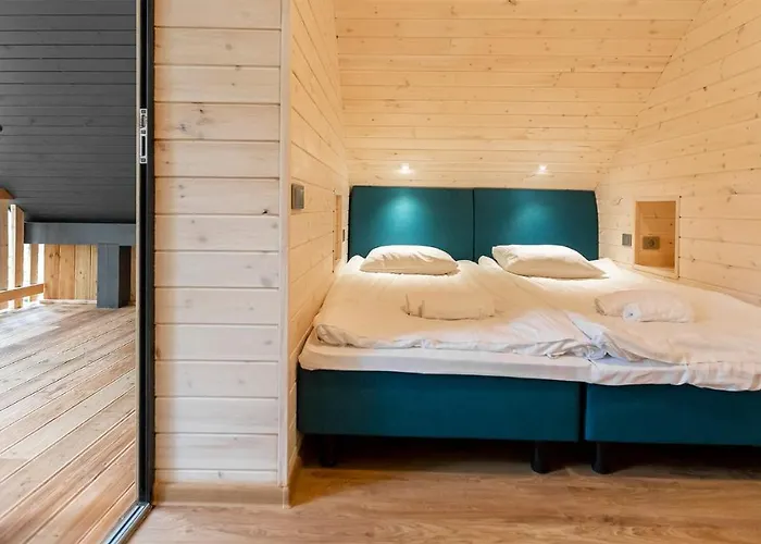 Hotel Palanga Camping מלון